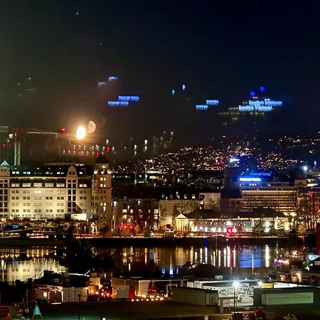 Location 3 Bedrooms Modern Sauna, Balcony, Elevator, And Easy Access To Center Oslo